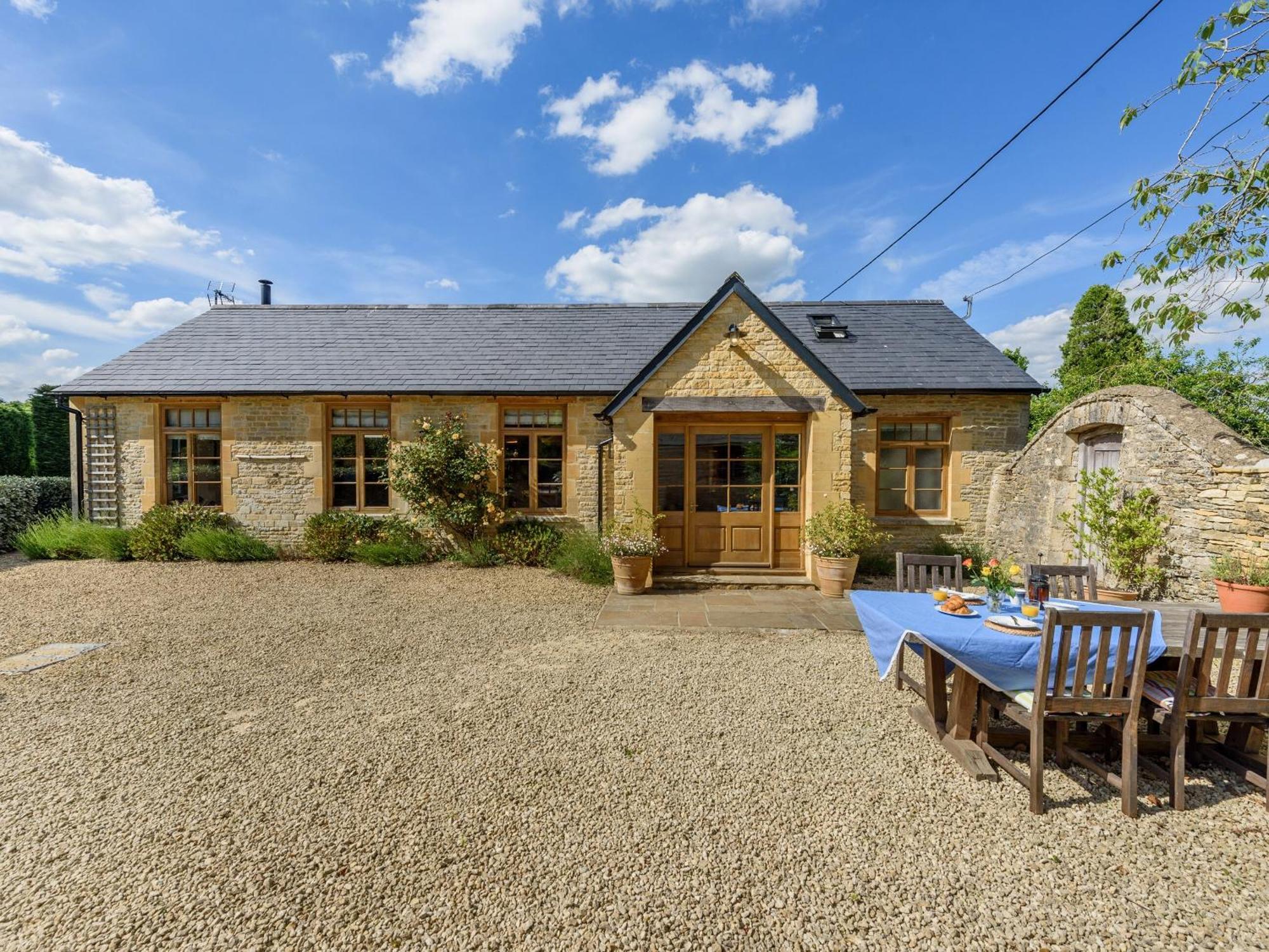 The Barn Villa Shipton under Wychwood Exterior photo